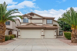 Building Photo - 363 W Myrtle Dr