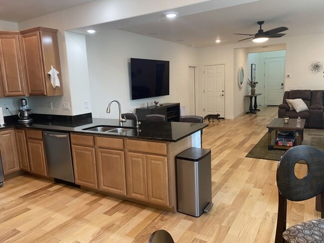 Building Photo - 4209 W Granite Basin Dr