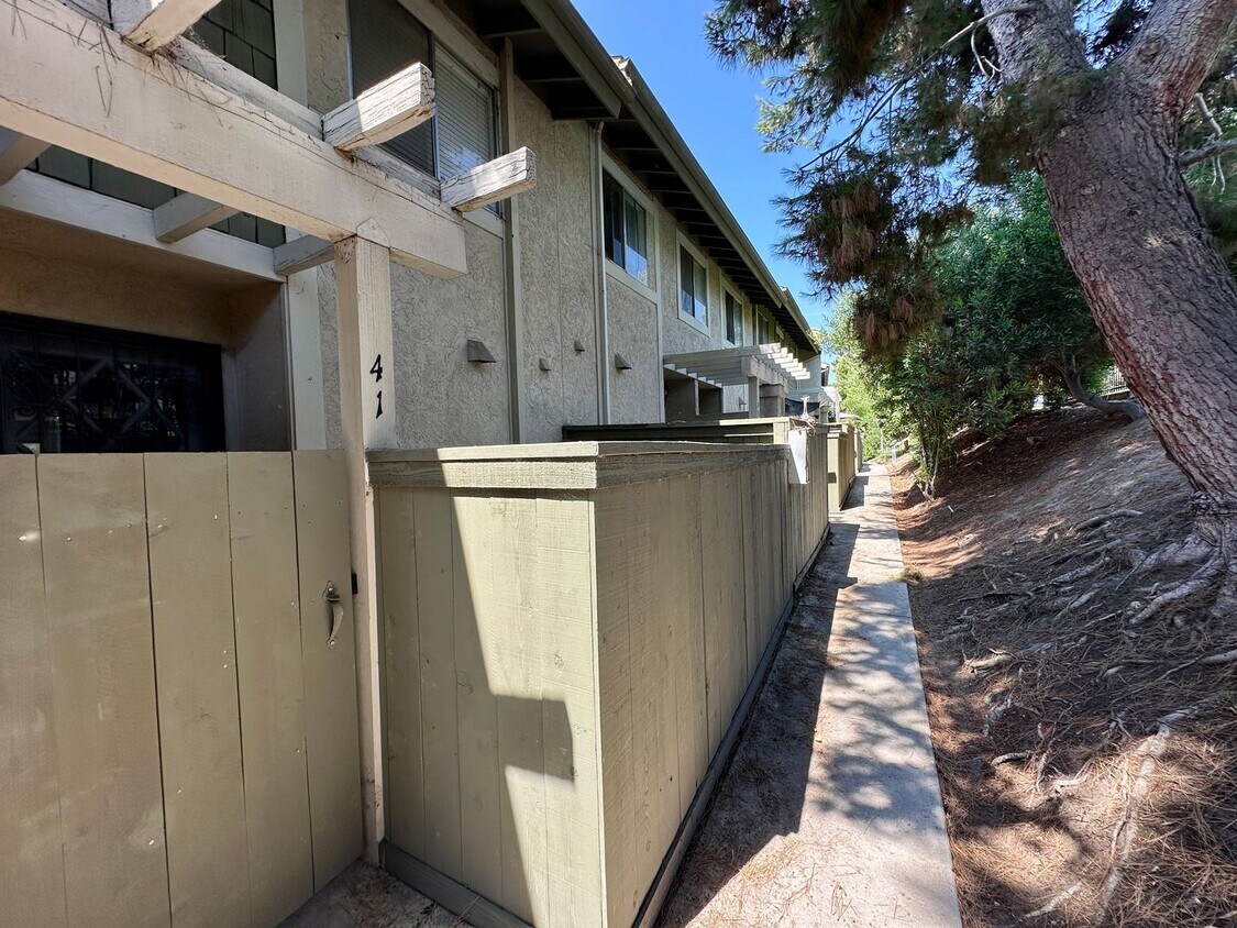 Remodeled 2 Bedroom Condo Near SDSU!! - Remodeled  2 Bedroom Condo Near SDSU!!