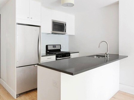 Primary Photo - 309 14th St