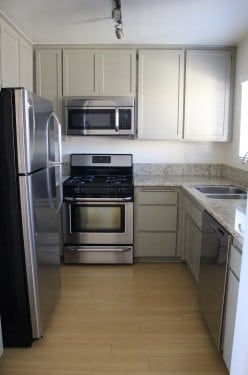 Building Photo - 1444 S Saltair Ave