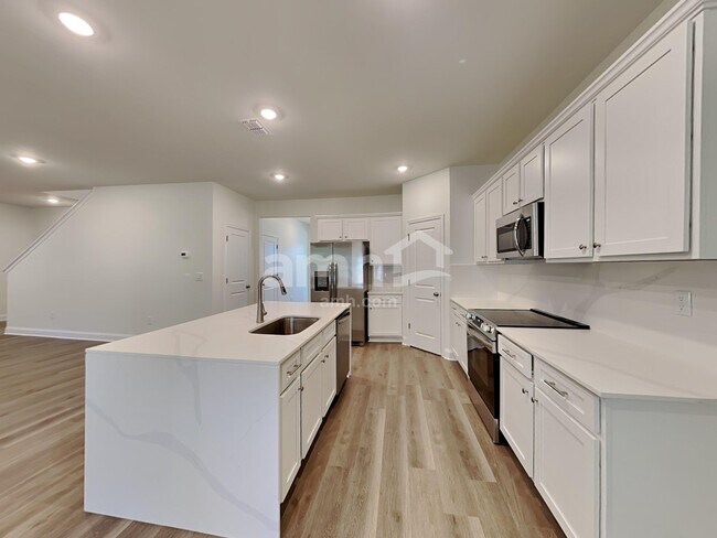 Building Photo - 850 Jubilation St