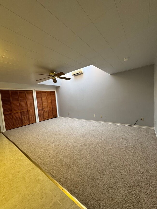 Building Photo - 410.5 N Pearl St