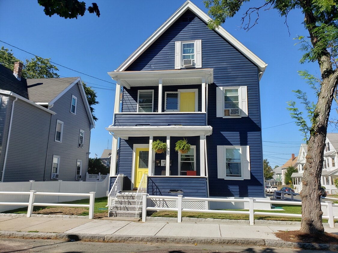 Photo - 21 Watts St (Malden, MA)