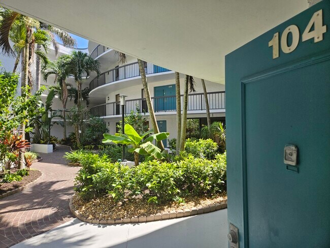 Foto del edificio - 1357 NE Ocean Blvd