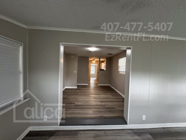 Building Photo - 3812 Rodby Dr