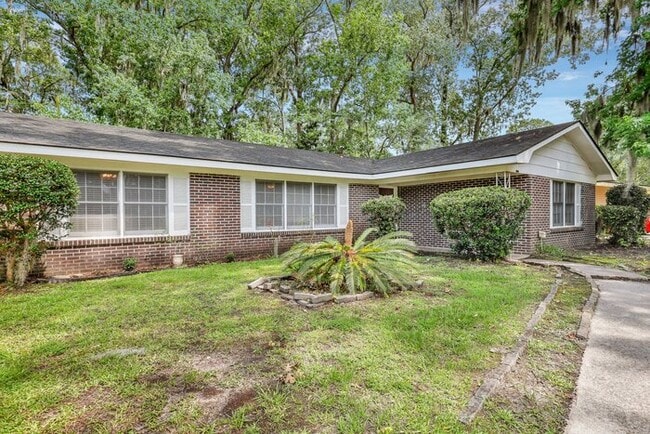 Building Photo - 12473 Northwood Rd