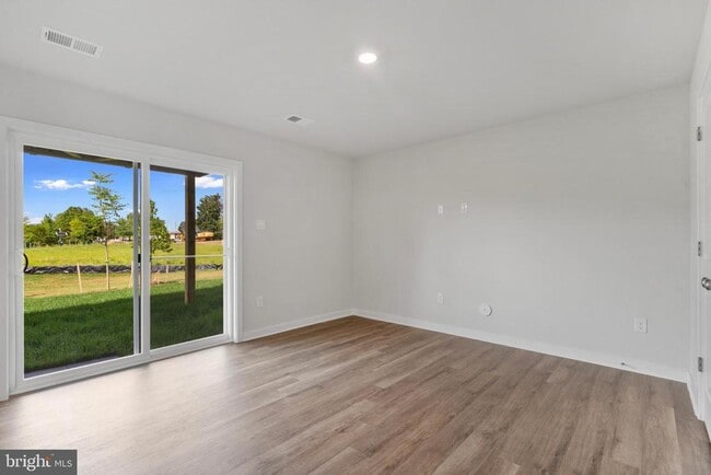 Building Photo - 16521 Green Glade Dr