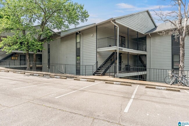 Foto del edificio - 1909 16th Ave S