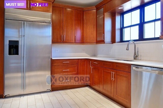 Primary Photo - 432 W 23rd St