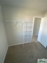 Building Photo - 104 Windcrest Dr