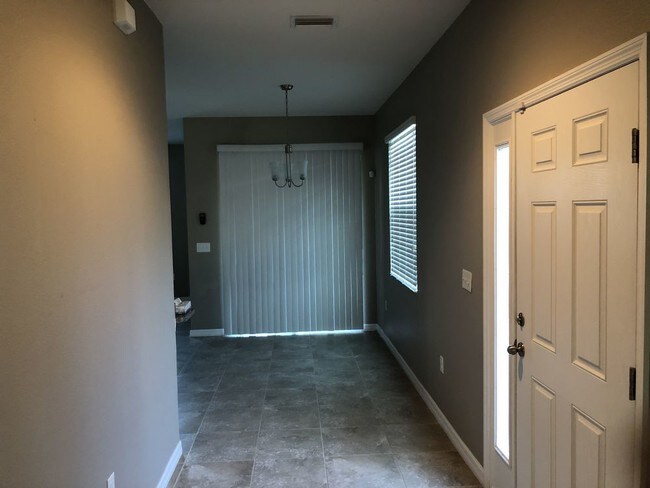 Foto del edificio - Seven Oaks Large Townhome