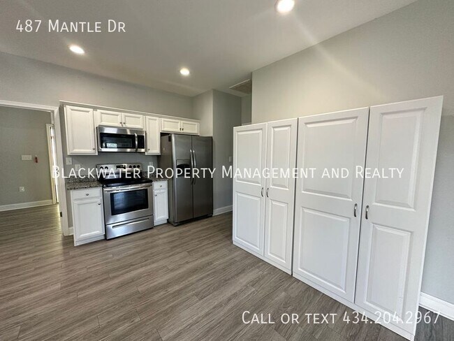 Foto del edificio - 487 Mantle Dr