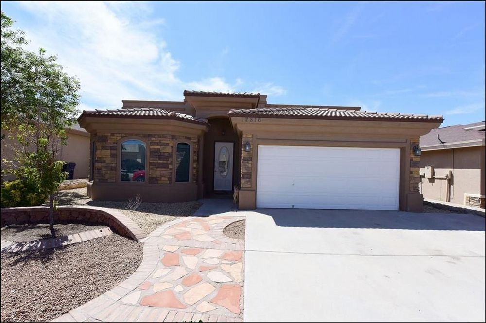 Foto principal - 12816 Cozy Cove Avenue
