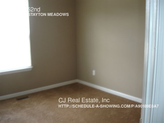 Foto del edificio - 9047 E 52nd St