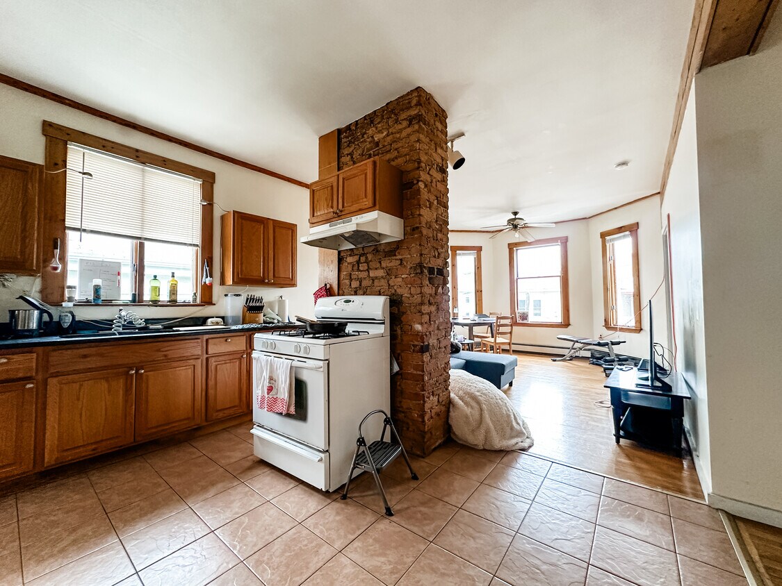 Foto principal - 3 Sachem St