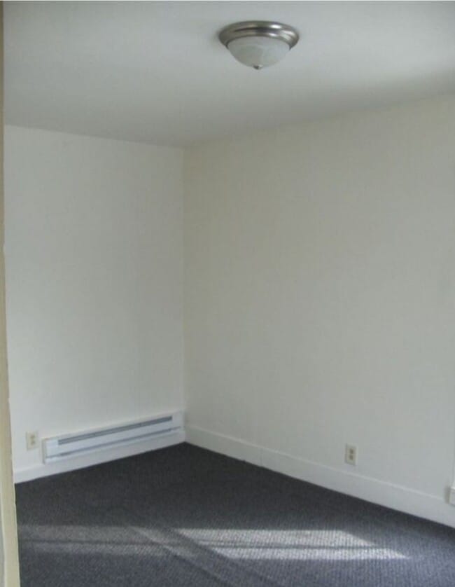 Foto del edificio - 805 N State St