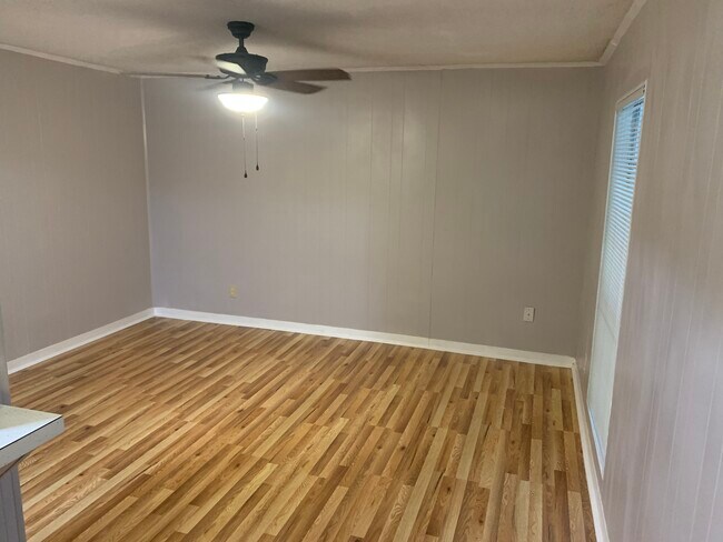 Sala de estar - 606 Division St