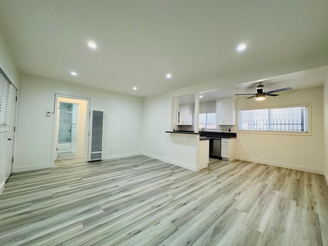 Building Photo - 4143 Palmwood Dr