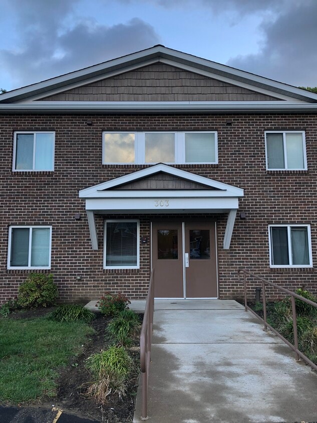 Primary Photo - Presque Isle Condominiums