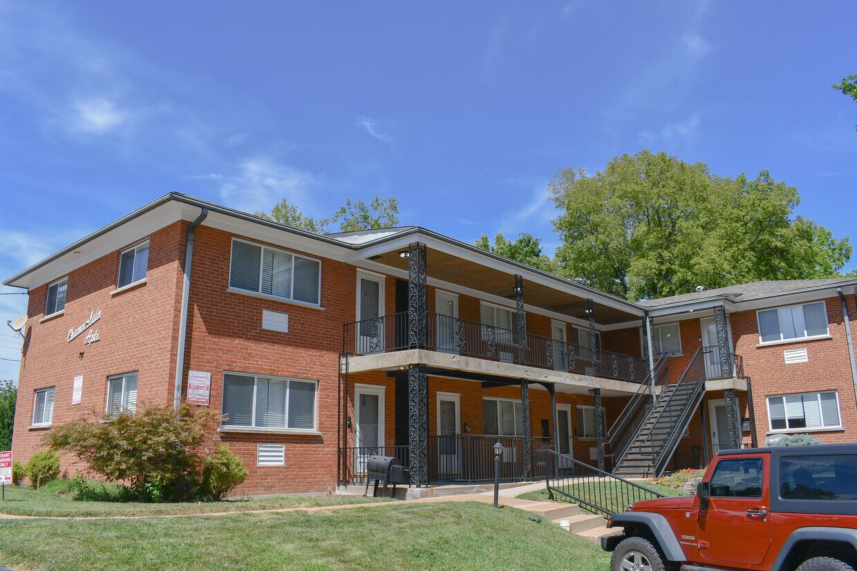 751 Chamberlain Plz Unit A, ster Groves, MO 63119 Apartments in