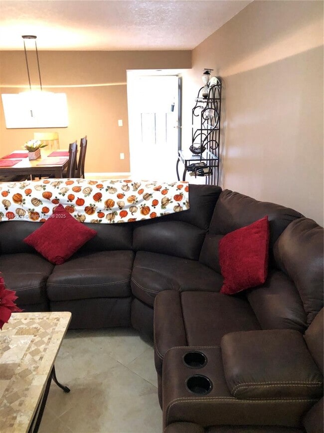 Foto del edificio - 12550 SW 15th St