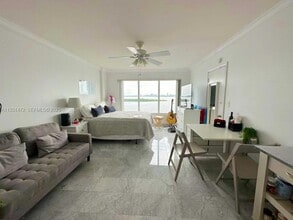 Building Photo - 11111 Biscayne Blvd