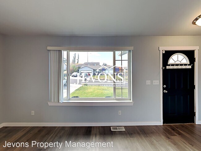 Building Photo - 4 br, 3 bath House - 103 Highland Ct