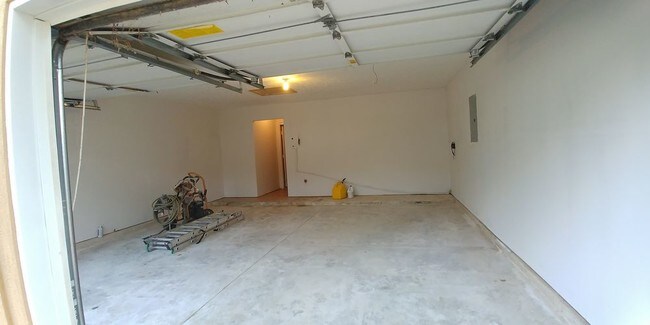 Foto del edificio - 1105 Huntington Pl Cir