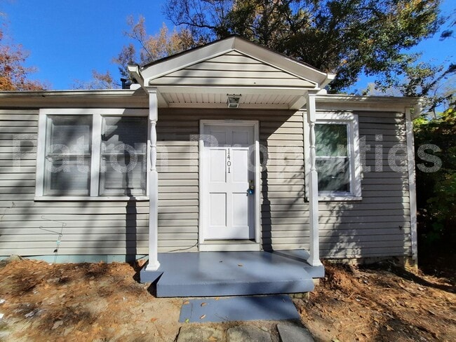 Building Photo - 1401 Kinderway &amp; 4300-4302 Wentworth -...