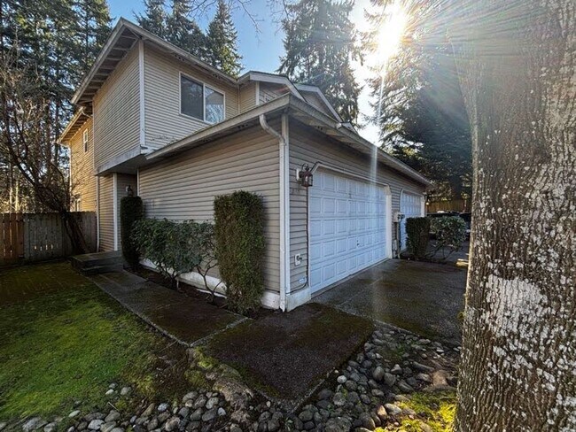 Foto del edificio - Lovely 3 Bedroom Home for Rent in Everett