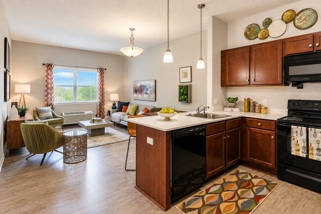 Building Photo - Villa Capri Apartment Homes