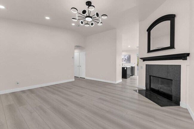 Building Photo - 83950 Avenida Serena