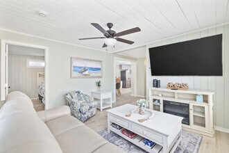 Building Photo - 430 Yaupon Ave
