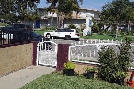 Primary Photo - 23401 Catskill Ave