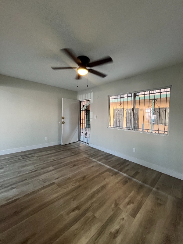 Building Photo - 7400 S Hoover St