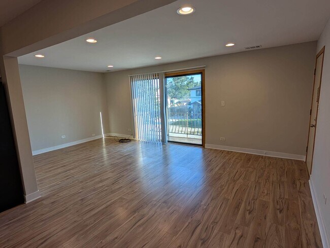 Foto del edificio - 6920 W Crandall Ave