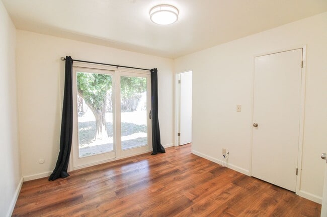 Building Photo - 1710 Huasna Dr