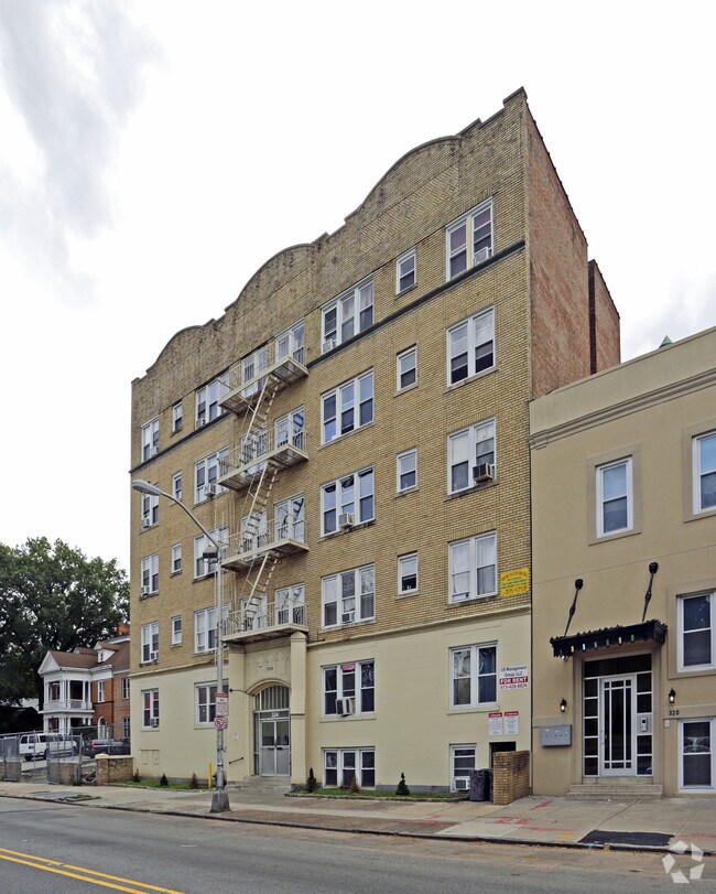 324,339 and 431 Broadway Apartments in Paterson, NJ