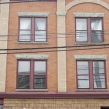 Building Photo - 46 N Sussex St