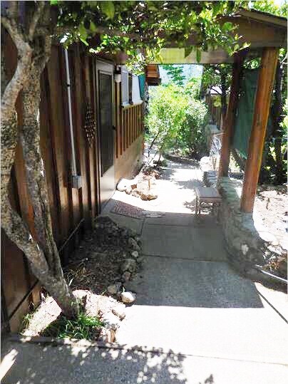 Primary Photo - 10719 Moon Valley Rd