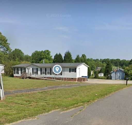Primary Photo - 5310 Sherrills Ford Rd