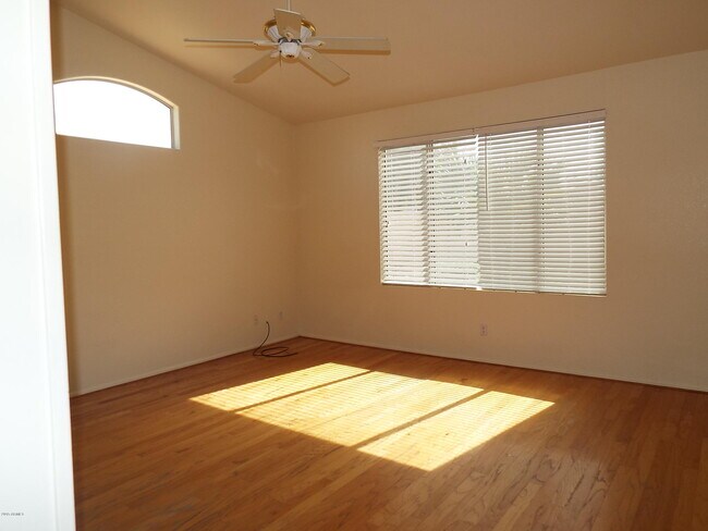 Building Photo - 11433 W Laurelwood Ln