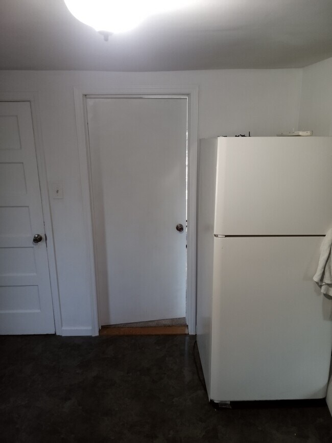 Foto del edificio - 1857 Janvier Rd