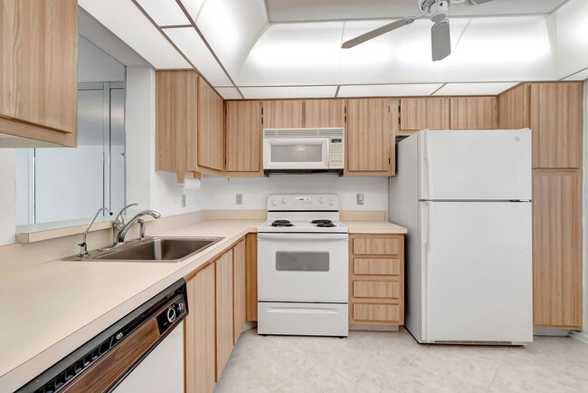 Building Photo - 14307 Bedford Dr