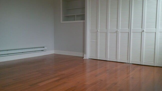 Building Photo - Beautiful newly renovated apartment for rent