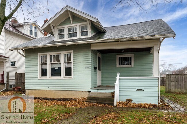 Photo - 1203 Arbor Ave House