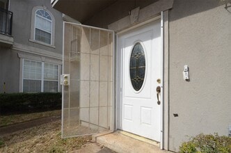 Building Photo - 11045 Landswalk Dr