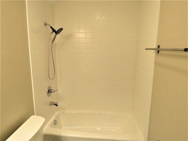 Foto del edificio - 509 E 7th St