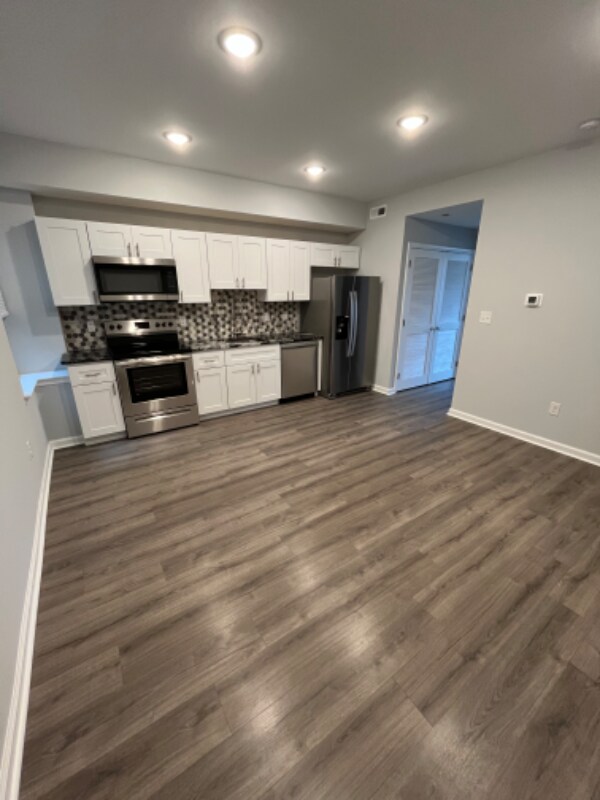 Foto del edificio - 4107 W Girard Ave